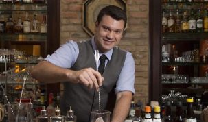 bartender alex mesquita